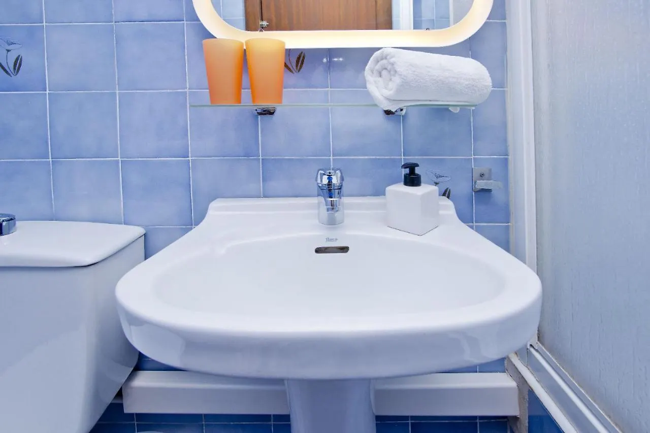 Guest house Barcelona City Seven Spain