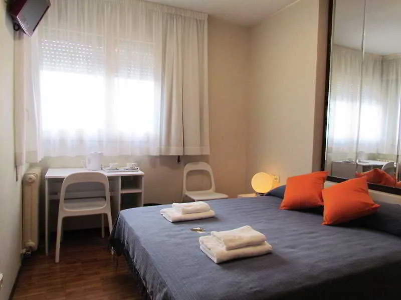 Barcelona City Seven Guest house